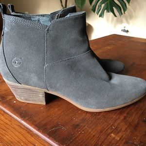 Timberland women’s suede Carleton ankle boot